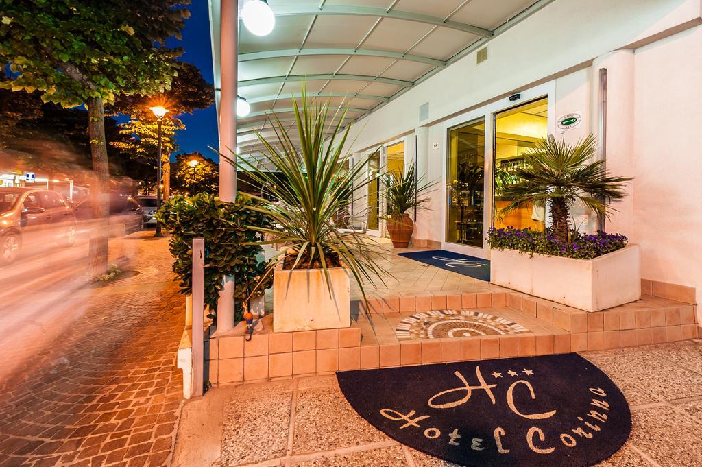 Hotel Corinna Rimini Kültér fotó