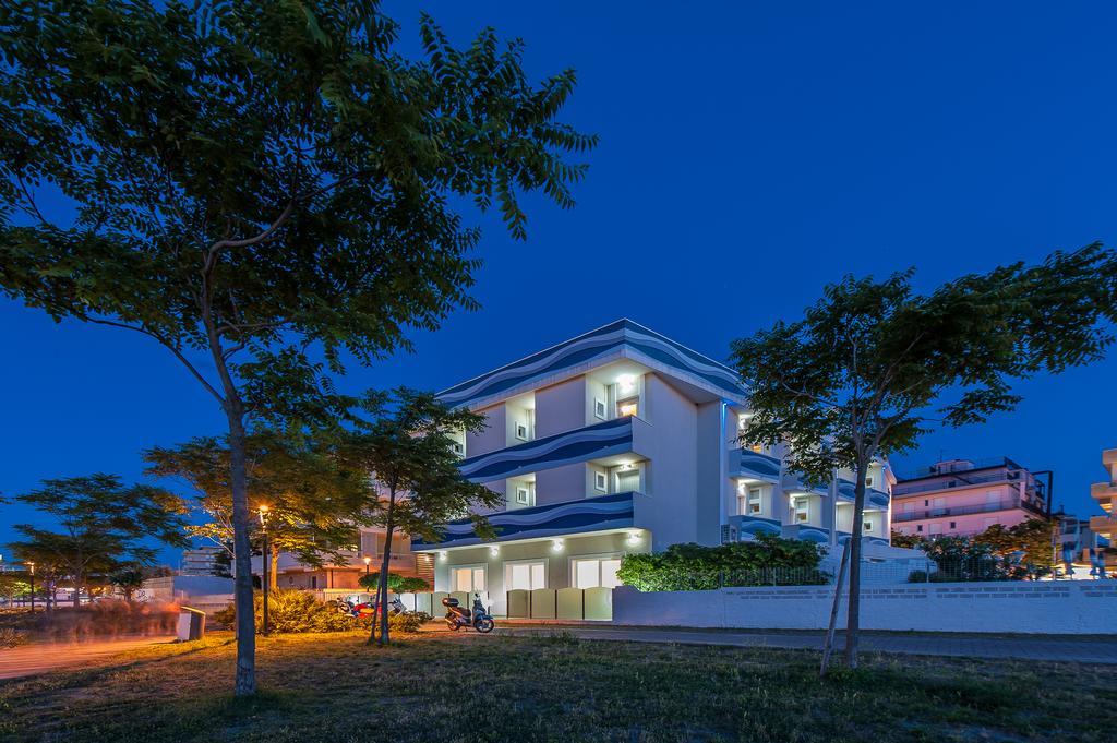 Hotel Corinna Rimini Kültér fotó